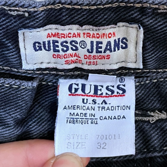 Vintage GUESS faded black/charcoal denim jeans, made in Canada π¨π¦ , size 32 - Picture 10 of 16